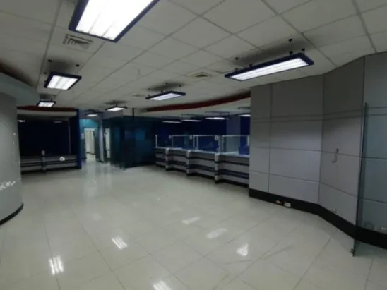 SE VENDEN 2 LOCALES COMERCIALES EN MALL PASEO DE LAS FLORES en San Francisco, Heredia — $325,000