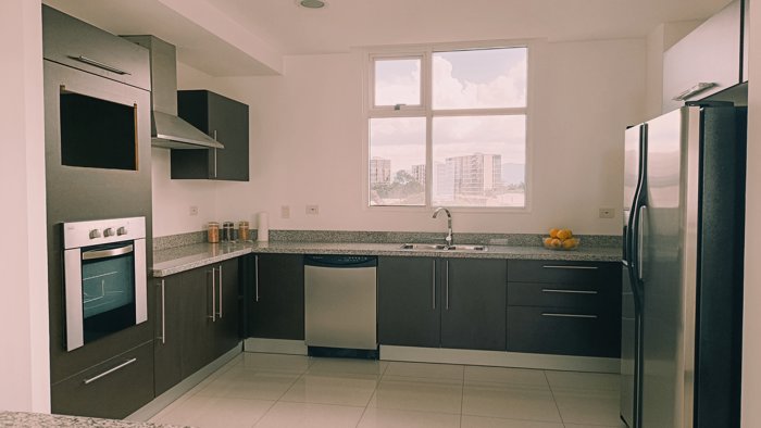 Alquiler Apartamentos en Escazú Condominio ALTA PRIETA in San Rafael, Escazú, San José — $1,700