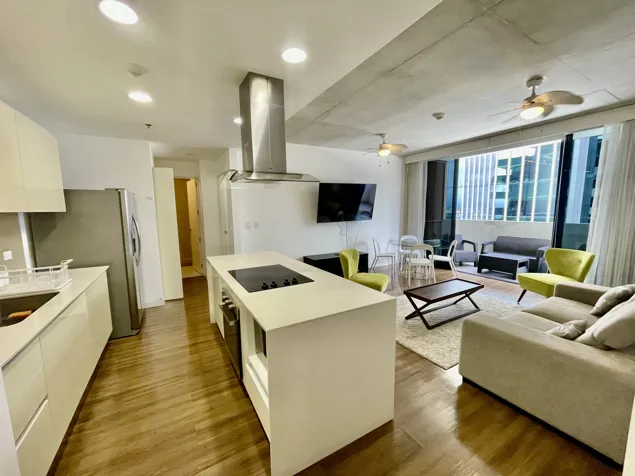 Escazu Village apartamento amueblado en alquiler in Escazú, San José — $2,300 - Photo 3 of 12