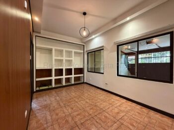 CASA EN ALQUILER EN SANTO DOMINGO DE HEREDIA en Pará, Santo Domingo, Heredia — $1,800 - Foto 5 de 17