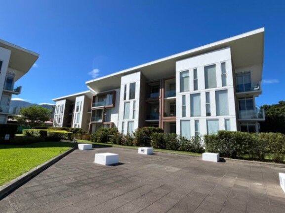 Venta de Apartamento en Santa Ana, San José. RAH 26-969 in Santa Ana, San José — $215,000