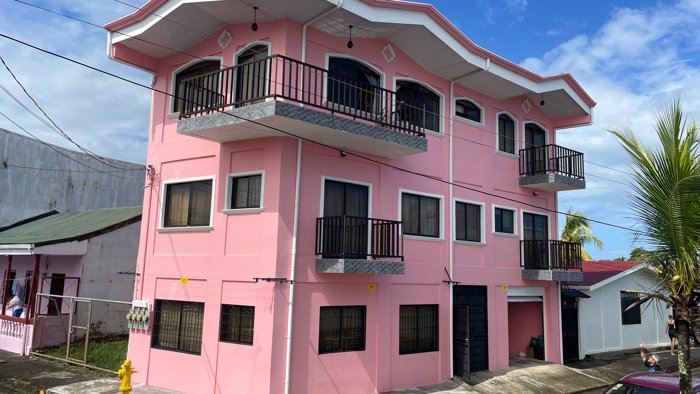 REBAJADO! EDIFICIO APARTAMENTOS Y OFICINAS, LIMON, COSTA RICA en Limón — $350,000 - Foto 2 de 47