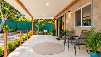 Casa tipo Loft amueblada y nueva en Orotina en Coyolar, Orotina, Alajuela — $115,000 - Foto 2 de 15