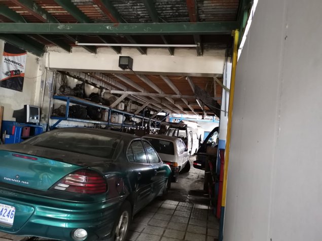 Se vende taller con bodegas en Tres Ríos centro en Tres Ríos, La Unión, Cartago — ₡ 350 000 000 - Foto 2 de 13