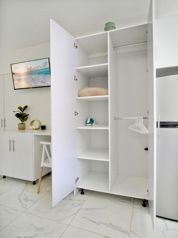 ALQUILER DE APARTAMENTO, AMOBLADO, SAN JOSE,SAN PEDRO,  LOS YOSES SUR en San Pedro, Montes De Oca, San José — $800 - Foto 5 de 11