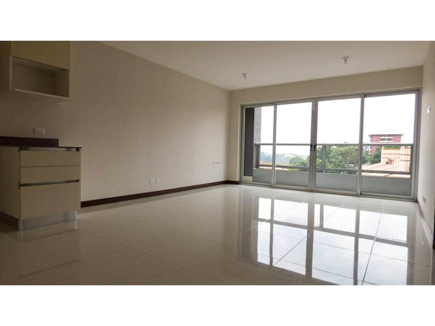VENTA DE APARTAMENTO CON VISTA PANORÁMICA, URUCA, SAN JOSÉ en Uruca, San José — $180,000 - Foto 3 de 18
