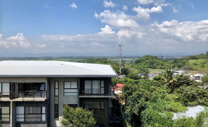Apartamento en venta en Condominio Azura Flats in Brasil, Santa Ana, San José — $147,026