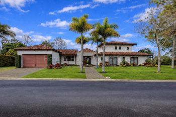 Venta de casa de ultra lujo con vista al campo de golf #26-1500 GS