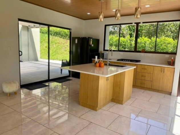 CASA EN VENTA EN OROTINA COYOLAR, ALAJUELA en Coyolar, Orotina, Alajuela — ₡ 210 000