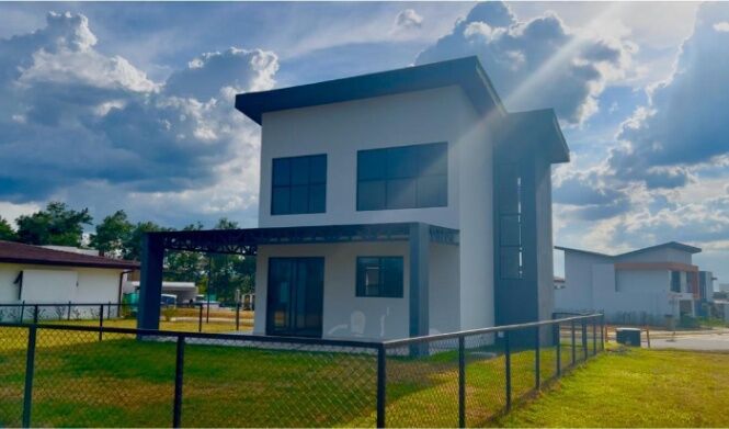 Venta de Casa a Estrenar en Guácima, Alajuela / Mls. 25-1519 OFC JB en Guácima, Alajuela — $290,000