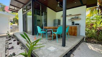Acogedora Casa de 3 cuartos con piscina en Marbella Lomas del Sol en Cuajiniquil, Santa Cruz, Guanacaste — $375,000 - Foto 5 de 13