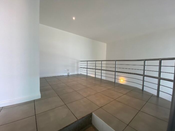 Venta Condominio Escazu Jaboncillos 25-560 en Escazú, San José — $1,000,000