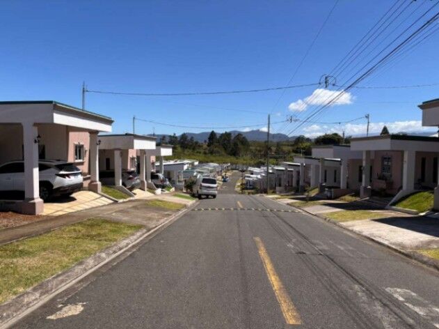 Lote en Condominio Exclusivo - Ideal para Construir Tu Hogar de Ensueño in Dulce Nombre, Cartago — ₡ 28 000 000