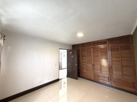 Venta de Casa en Sánchez-Curridabat. RAH 26-1154 en Sánchez, Curridabat, San José — $430,000