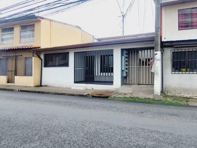 🏠🔥 LLORENTE DE FLORES 4 – 2 HABITACIONES Y SERVICIOS INCLUIDOS 🔥🏠 in Llorente, Flores, Heredia — ₡ 240 000