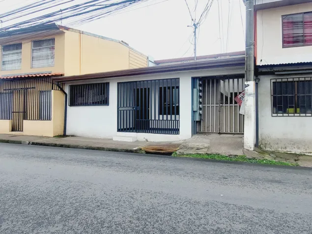 🏠🔥 LLORENTE DE FLORES 4 – 2 HABITACIONES Y SERVICIOS INCLUIDOS 🔥🏠 en Llorente, Flores, Heredia — ₡ 240 000 - Foto 3 de 11