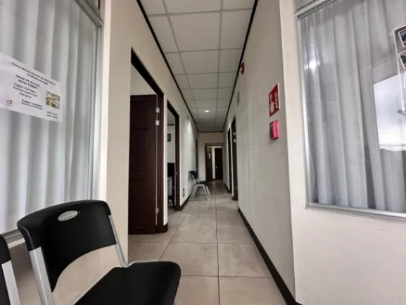 MLS-26-172 LS VENTA EDIFICIO COMERCIAL OCCIDENTAL CARTAGO en Occidental, Cartago — $459,000 - Foto 2 de 11