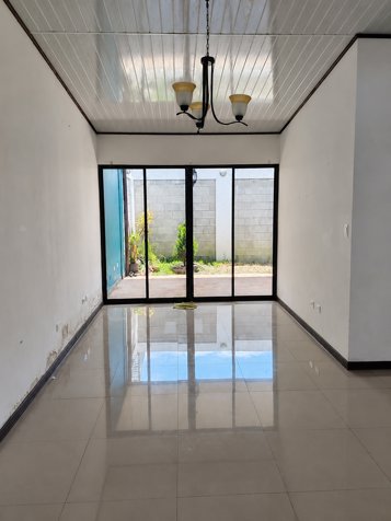 Casa En Venta En Aguacaliente, Cartago in Aguacaliente, Cartago — ₡ 56 466 600 - Photo 2 of 10