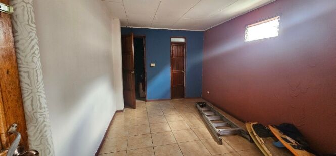 Venta de Edificio en Montes de Oca, San José. in Sabanilla, Montes De Oca, San José — ₡ 100 000 000