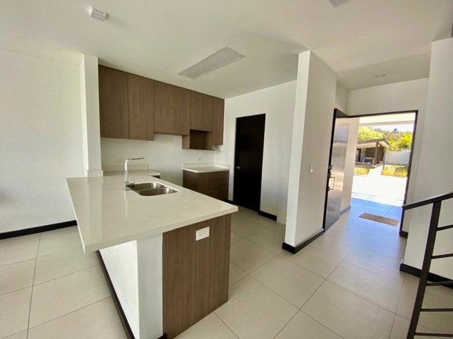 VENTA CASA NUEVA SAN ANTONIO DESAMPARADOS SAN JOSÉ in San Antonio, Desamparados, San José — ₡ 119 500 000