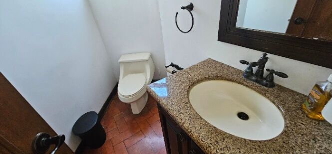 Venta de Casa en Barrio Escalante. RAH 26-576 in Carmen, San José — $815,000