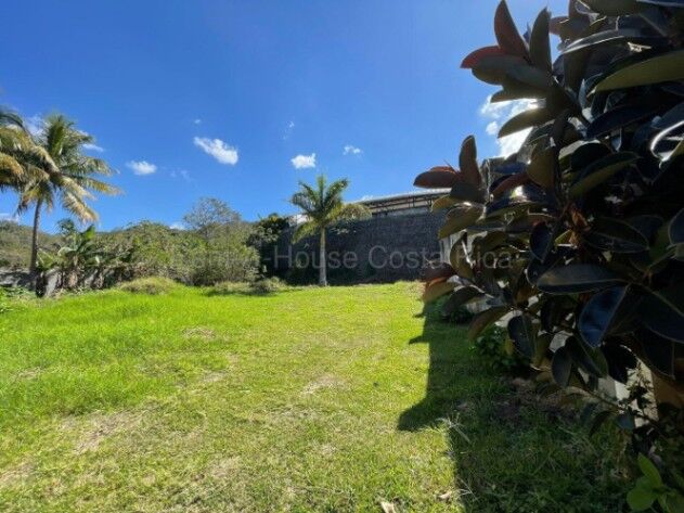 Venta lote exclusivo sin cuota condominal ideal para casa de lujo 26-1798 GS in Santa Ana, San José — $230,000