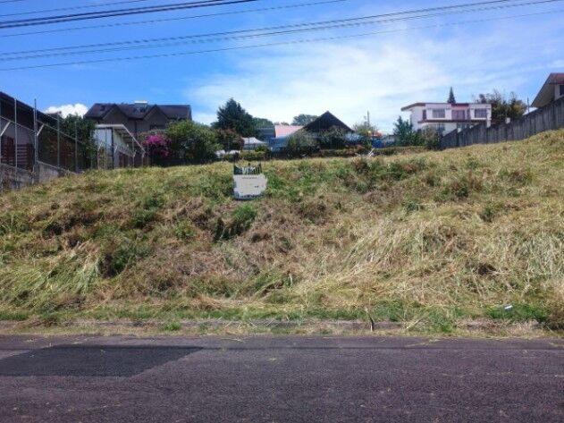 Venta de Lote en San Rafael de Heredia. RAH 25-1858 in Concepción, San Rafael, Heredia — $185,000