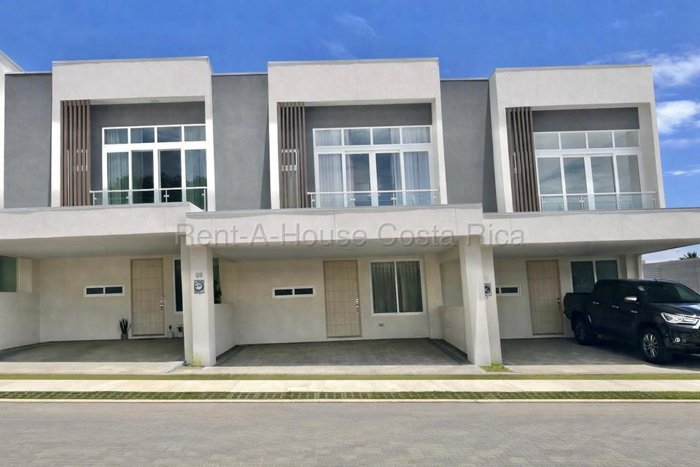 Alquiler de Casa en Belén-La Ribera. RAH 26-1991 in La Ribera, Belén, Heredia — $2,000