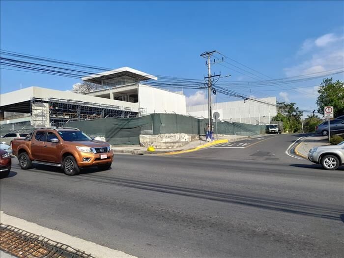 ALQUILER DE LOCAL, SAN JOSÉ, ESCAZÚ, SAN RAFAEL in Escazú, San José — $1,650