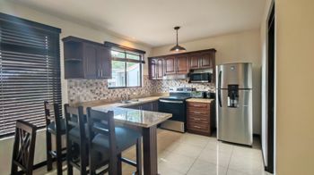 Apartamento en Venta,en Montes de Oca,San Rafael,Piso 2,PJG10259871 in San Rafael, Montes De Oca, San José — 76 000 000 ₡ - Photo 2 of 33