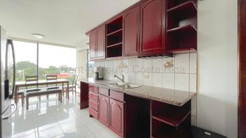 Alquiler de Apartamento Amplio en Escazú #27-313 GS en San Rafael, Escazú, San José — $2,200 - Foto 5 de 11