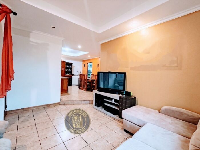 APROVECHE VENTA DE CASA REBAJADA  in San Rafael, Oreamuno, Cartago — ₡ 74 000 000