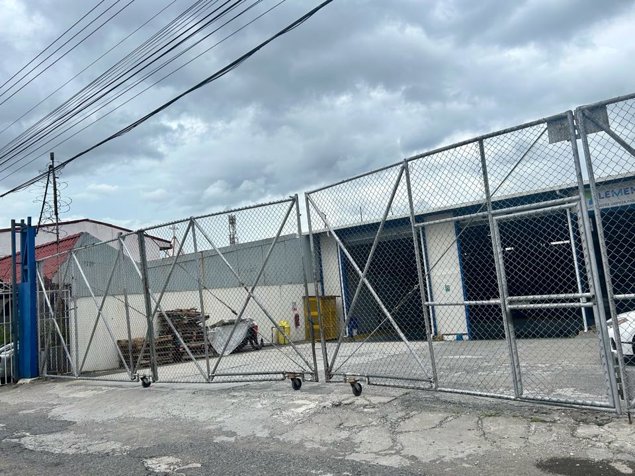 VENTA DE BODEGA, SAN JOSE, LA URUCA, in Uruca, San José — $2,300,000