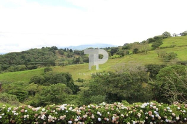 QUINTA PALOS VERDE CARRIZAL-ALAJUELA CASA CABAÑA ZONAS VERDES SCG28 in Carrizal, Alajuela — $475,000