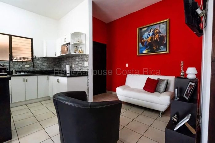Venta de Apartamento en Moravia-La Trinidad. RAH 27-187 en La Trinidad, Moravia, San José — ₡ 45 000 000