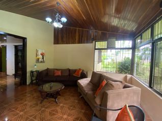 Casa Buenos aires calle  Fruta de pan in Guápiles, Pococí, Limón — 98 000 000 ₡ - Photo 3 of 39