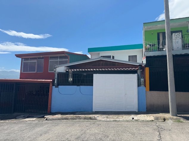 Venta de Casa en San Rafael Arriba de Desamparados in San Rafael Arriba, Desamparados, San José — ₡ 89 500 000