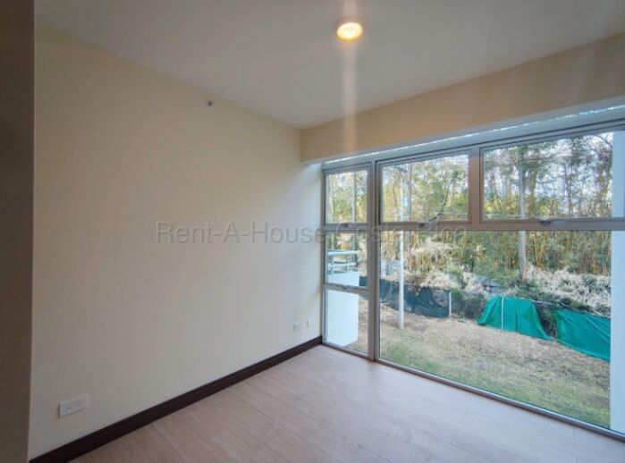 Apartamento en venta en Torres de Heredia de 2 habitaciones y amenidades #26-1806 GS in Ulloa, Heredia — $171,960