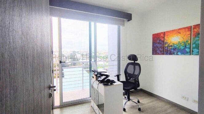 Venta de Apartamento en Escazú-San Rafael. RAH 27-94 en San Rafael, Escazú, San José — $199,500