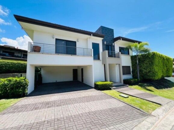 Alquiler de Casa en Pozos de Santa Ana. RAH 26-203 en Pozos, Santa Ana, San José — $4,600