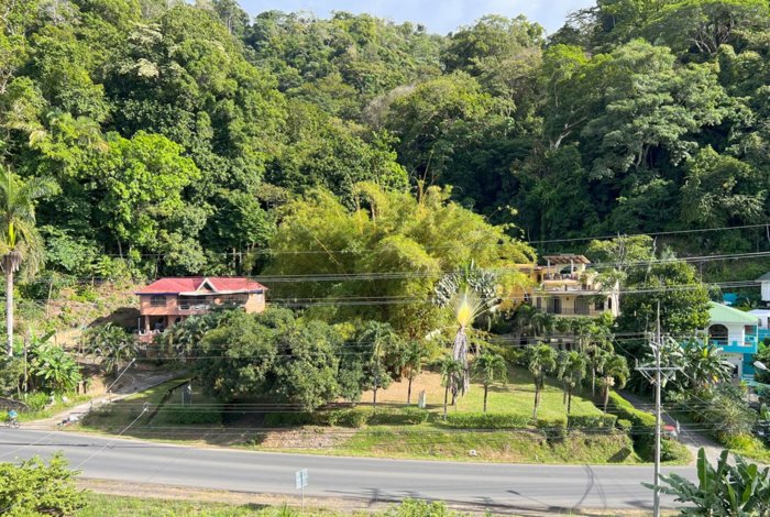 Casa Blanca – Coastal Living – Commercial Opportunity! in Jacó, Garabito, Puntarenas — $230,000 - Photo 2 of 8