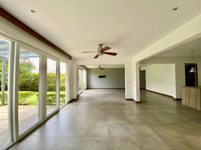 Alquiler de Casa en San Rafael de Escazú. RAH 26-128 en San Rafael, Escazú, San José — $3,500