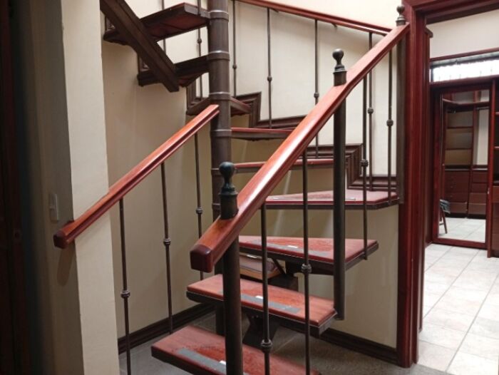 Alquiler de Casa en Santa Ana, San José. RAH 25-1499 en Santa Ana, San José — $6,000