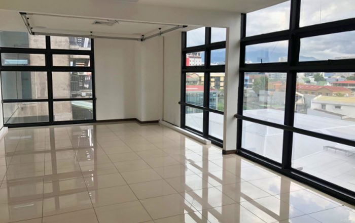 Alquiler de oficina en San Pedro, San José en San Pedro, Montes De Oca, San José — $4,975 - Foto 3 de 4