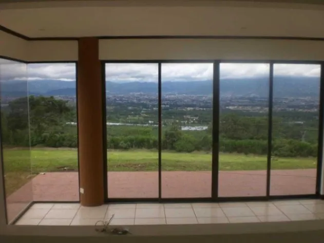 MLS-25-1107 LS VENTA CASA SAN RAFAEL HEREDIA en San Rafael, Heredia — $430,000 - Foto 2 de 8