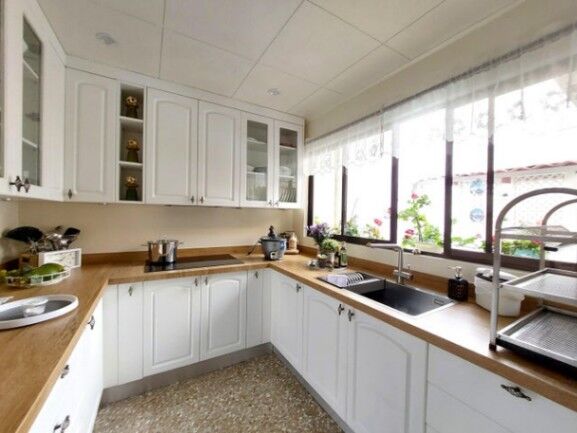 Se vende espaciosa casa en Rohrmoser cerca de la embajada Centro Americana 25-139 in Pavas, San José — $400,000