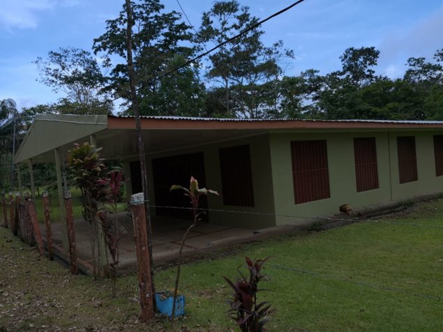 Quinta con Piscina y Rancho La Virgen Sarapiqui en La Virgen, Sarapiquí, Heredia — ₡ 100 000 000 - Foto 3 de 22