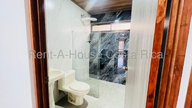 Venta de Casa en San José-San Fco de Dos Ríos. RAH 26-1465 en San Francisco de Dos Ríos, San José — ₡ 86 000 000