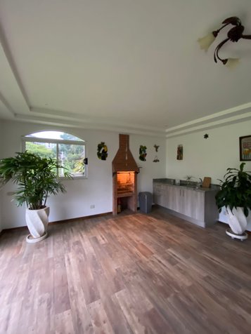 Venta o Alquiler de Casa en Los Laureles - SM1272 en San Rafael, Escazú, San José — $980,000 - Foto 2 de 48