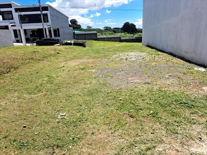 LOTE CONDOMINIO TERRALTA  en Concepción, La Unión, Cartago — ₡ 46 000 000